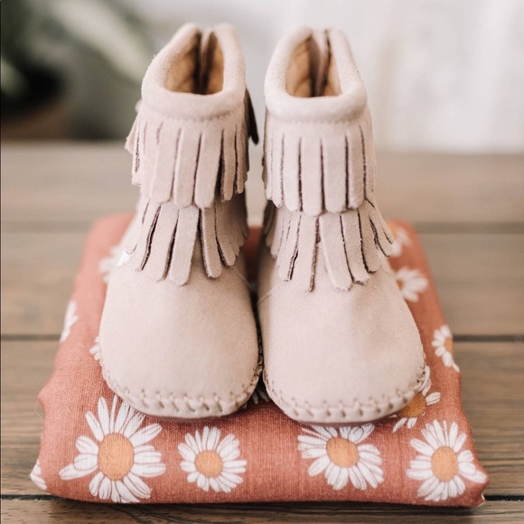 Infant Fringe Tan Boots for Baby Girls - Picture 7 of 7